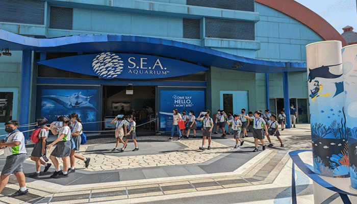 S.E.A. Aquarium buka jam berapa