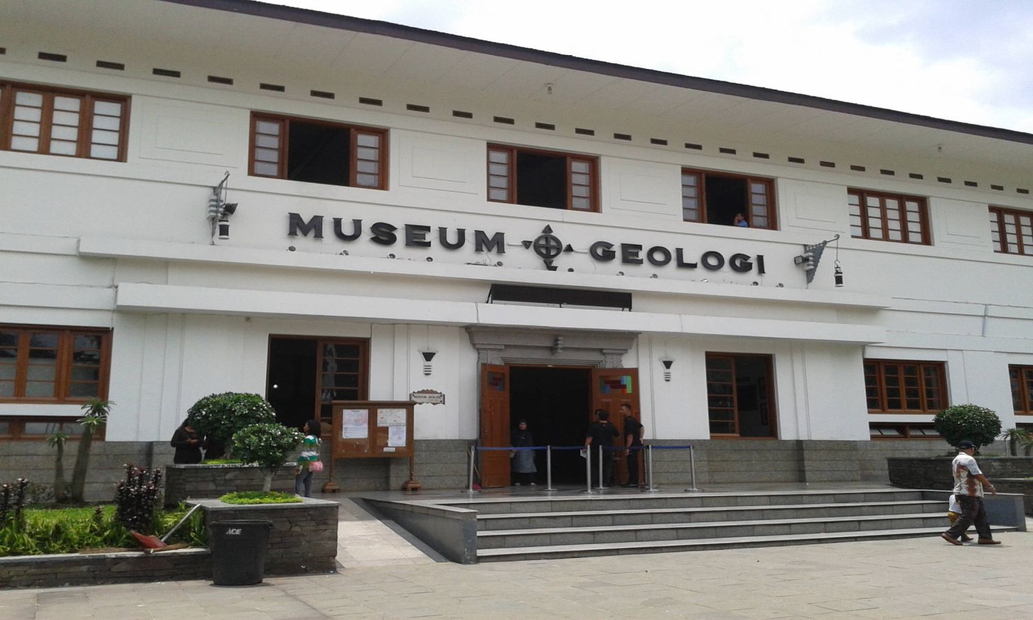 Museum Geologi Bandung