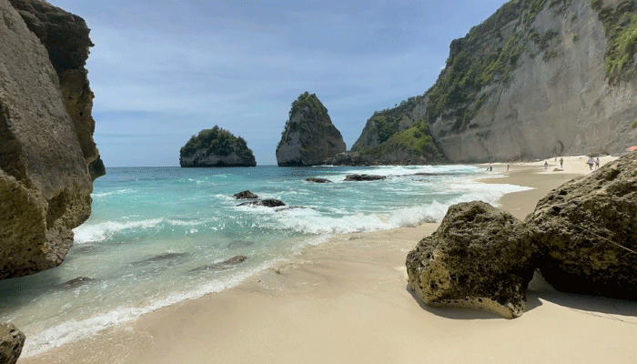 Pantai Diamond