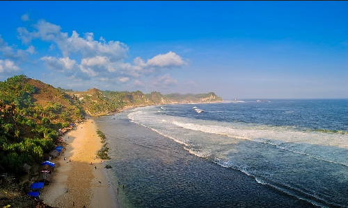 Pantai Nampu Pesona Alam nan Rupawan