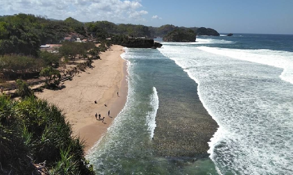 Pantai Watu Kodok