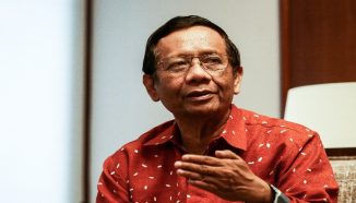Soal Mahfud MD Dilaporkan ke Bawaslu: Saya Gak Peduli