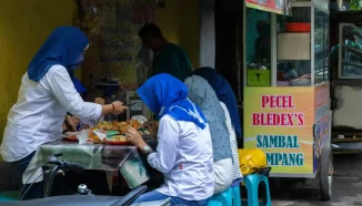 Nikmatnya Kuliner Murah di Bandung, Gak Bikin Kantong Jebol!