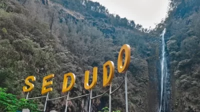 air terjun sedudo