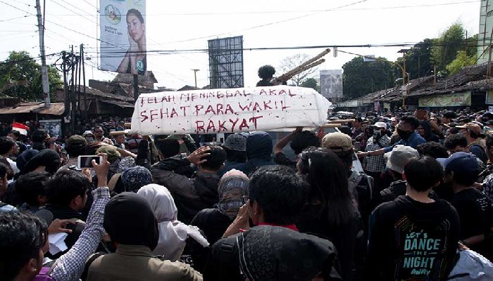 perbedaan BEM SI dan BEM Nusantara
