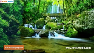 Air Terjun Segoro Gunung, Sajikan Pemandangan Asri & Alami