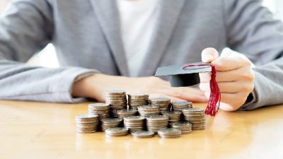 Dana BOS Dipakai Makan Siang Gratis, Guru Honorer Menjerit