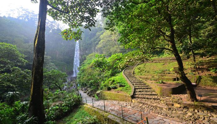 wisata Solo murah meriah