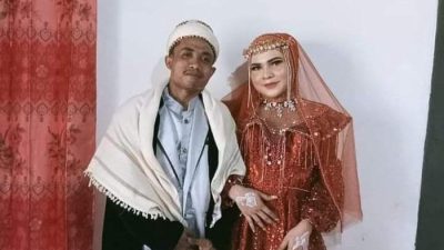 Pasangan yang Menikah Sesama Jenis