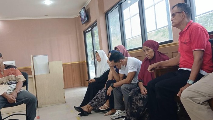 Penipuan Berkedok Haji Plus