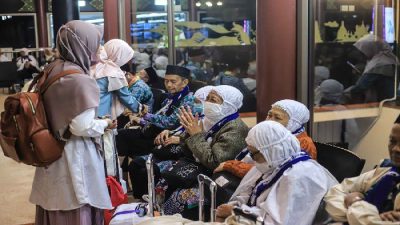 Kloter 6 Jamaah Haji Tiba di Makassar, 1 Orang Meninggal