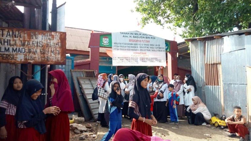 Kasus SD Pajjaiang Makassar