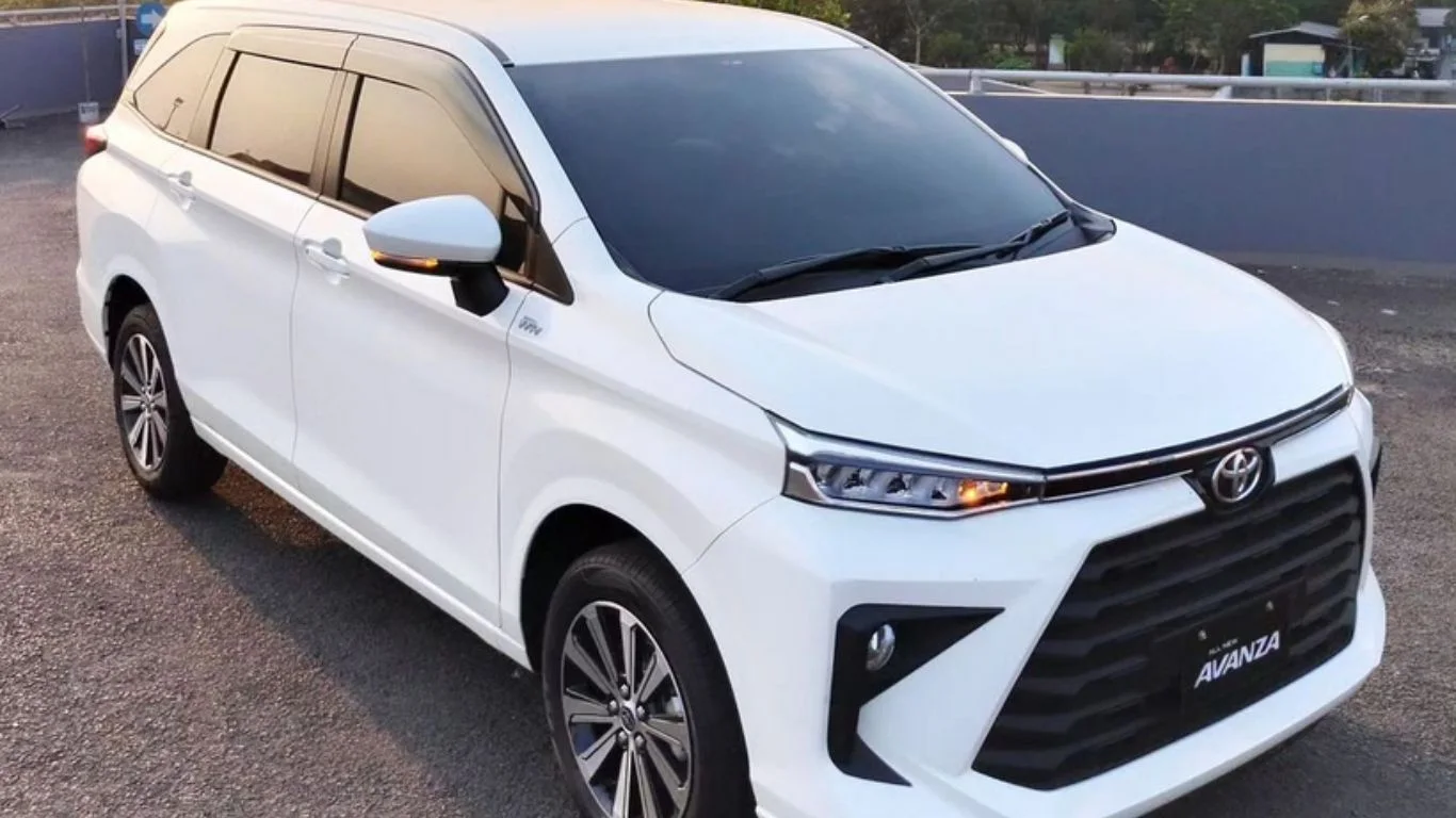mobil toyota terbaru 2024