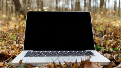 7 Terbaik Cara Mengatasi Laptop Black Screen Anti Ribet