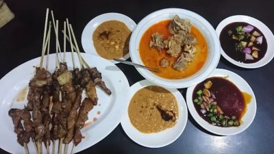 15 Tempat Legendaris Kuliner Bandung Kaki Lima & Murah Meriah