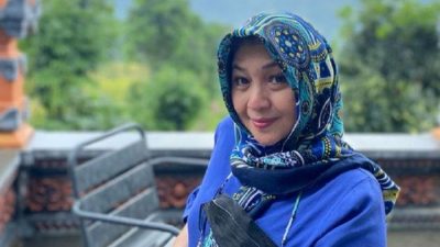 Dina Mariana Meninggal