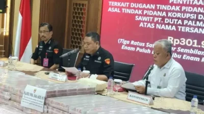 kejagung sita uang