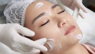 5 Terbaik Treatment Untuk Wajah Kusam dan Flek Hitam