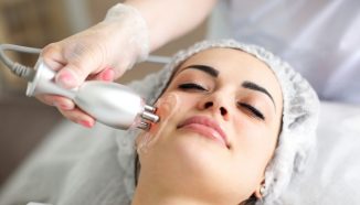 Macam-Macam Treatment Wajah Aman untuk Flek Hitam Jerawat