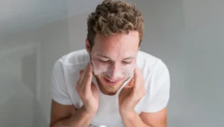 Tips Memilih Sabun Cuci Muka Pria, Jangan Asal!