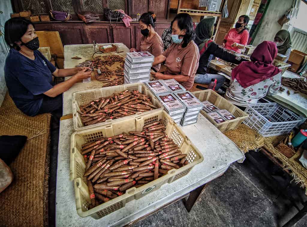 Cerutu Rizona Temanggung