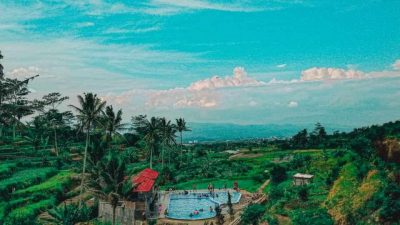 Kolam Renang Tuk Mulyo