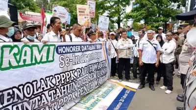 menolak jadi PPPK paruh waktu