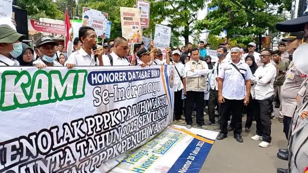 menolak jadi PPPK paruh waktu