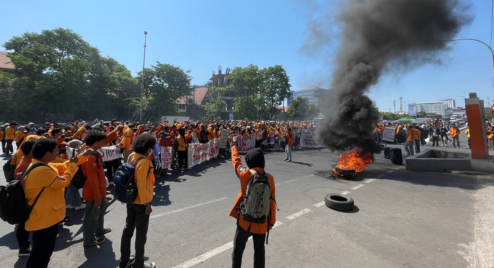 demo mahasiswa unm