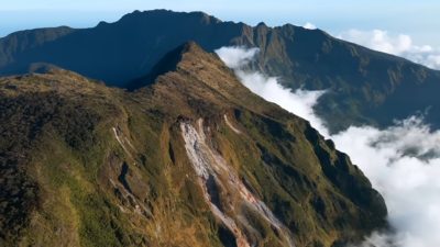 Pendaki Wanita Hilang di Gunung Bawakaraeng karena Badai
