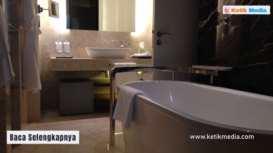 perlengkapan kamar hotel