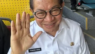 Dikritik Netizen, ASN Jakarta Naik Transum Cuma Selfie Lalu Pergi