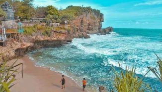 5 Rekomendasi Pantai Jogja Rasa Bali, Cocok Untuk Liburan!