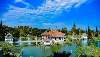 9 Wisata Dekat Tirta Gangga Paling Hits dan Instagramable