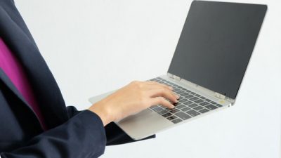 Rekomendasi Laptop Ringan Dibawah 1 Kg, Body Tipis Desain Stylish!