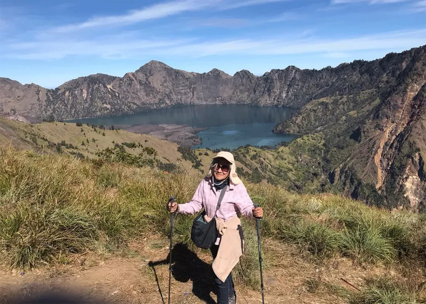 Perlengkapan Naik Gunung untuk Wanita: Berdasarkan Pengalaman, Bukan Cuma Teori!