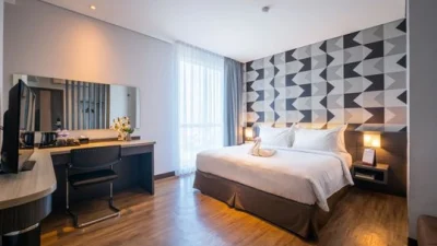 rekomendasi terbaik hotel dekat bandara surabaya yang murah
