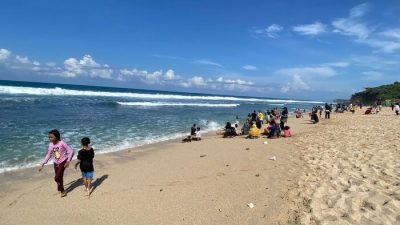 7 Pantai Dekat Bandara Ngurah Rai yang Wajib Dikunjungi Wisatawan