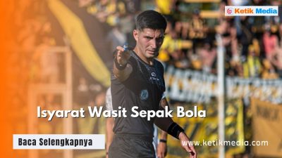 Isyarat Wasit Sepak Bola yang Wajib Pemain Pahami, Cek Nih!