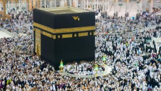 Perlengkapan Umroh Wanita, List yang Harus Dibawa!