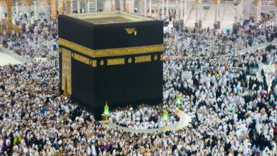 Perlengkapan Umroh Wanita, List yang Harus Dibawa!
