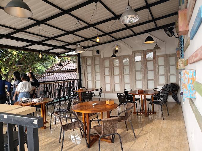 6 Rekomendasi Tempat Nongkrong Blitar yang Cozy dan Estetik!
