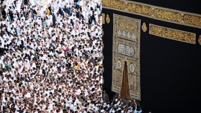 Hadiah untuk Orang Pulang Umroh Anti Mainstream (sumber: Pexels/ Haydan As-soendawy)