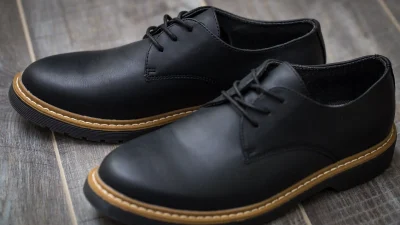 Semir Sepatu Hitam Paling Bagus, Jangan Asal Pilih!