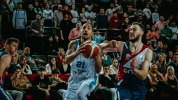 Jelaskan Cara Memegang Bola Basket dengan Panduan Berikut