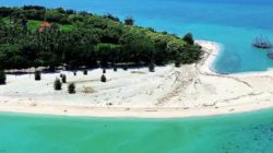 8 Pantai di Sumenep Tercantik, Gili Labak Hingga Ropet