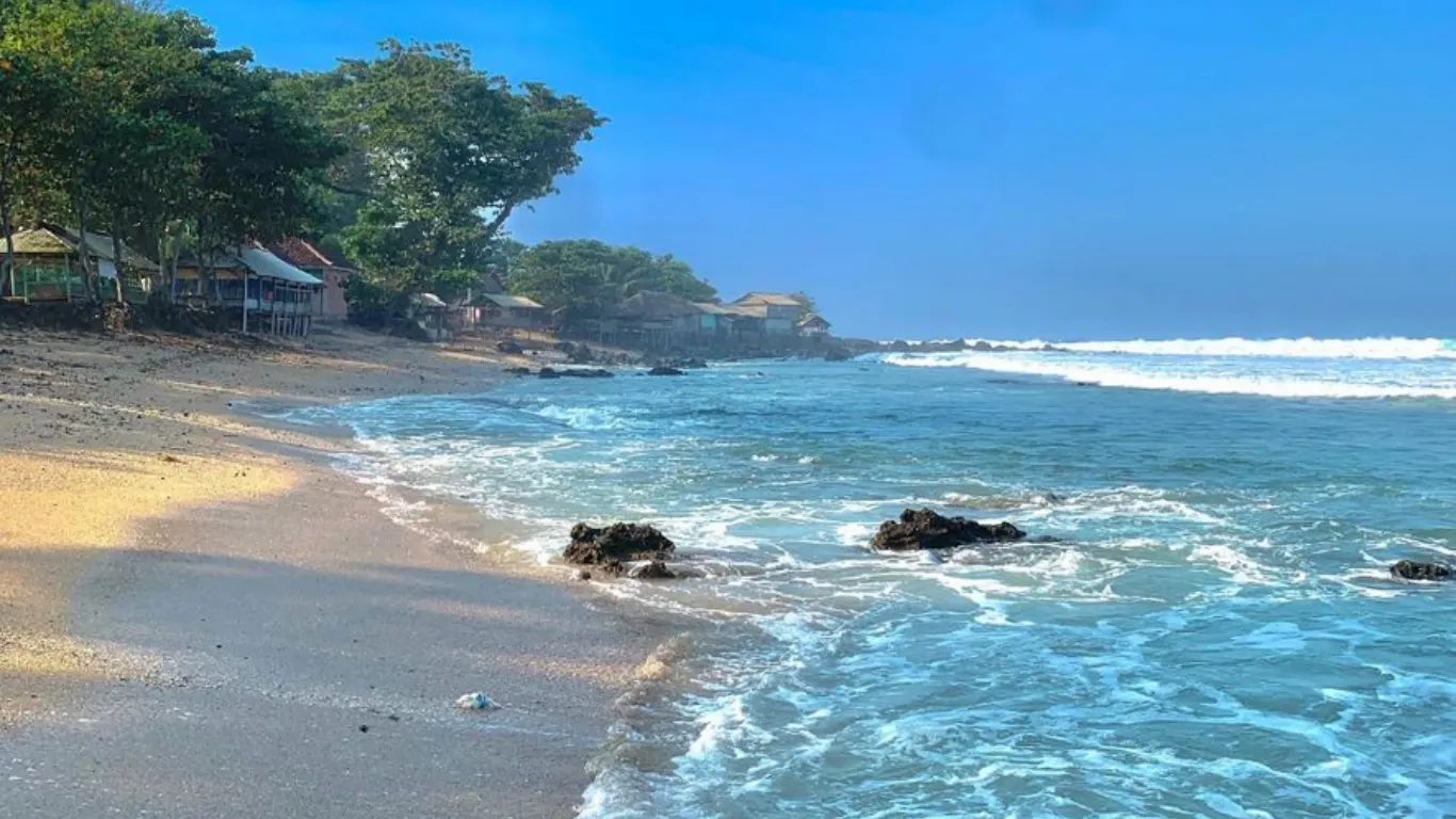 Pantai Ranca Buaya