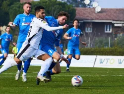 Jelaskan Pengertian Permainan Sepak Bola dan Tujuannya