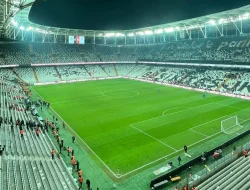 Berapa Ukuran Lapangan Sepak Bola Standar FIFA yang Benar