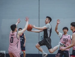 Jelaskan Pengertian Bola Basket Secara Singkat dan Lengkap